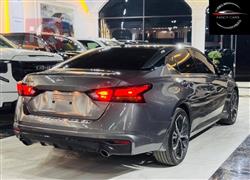 نيسان ألتيما